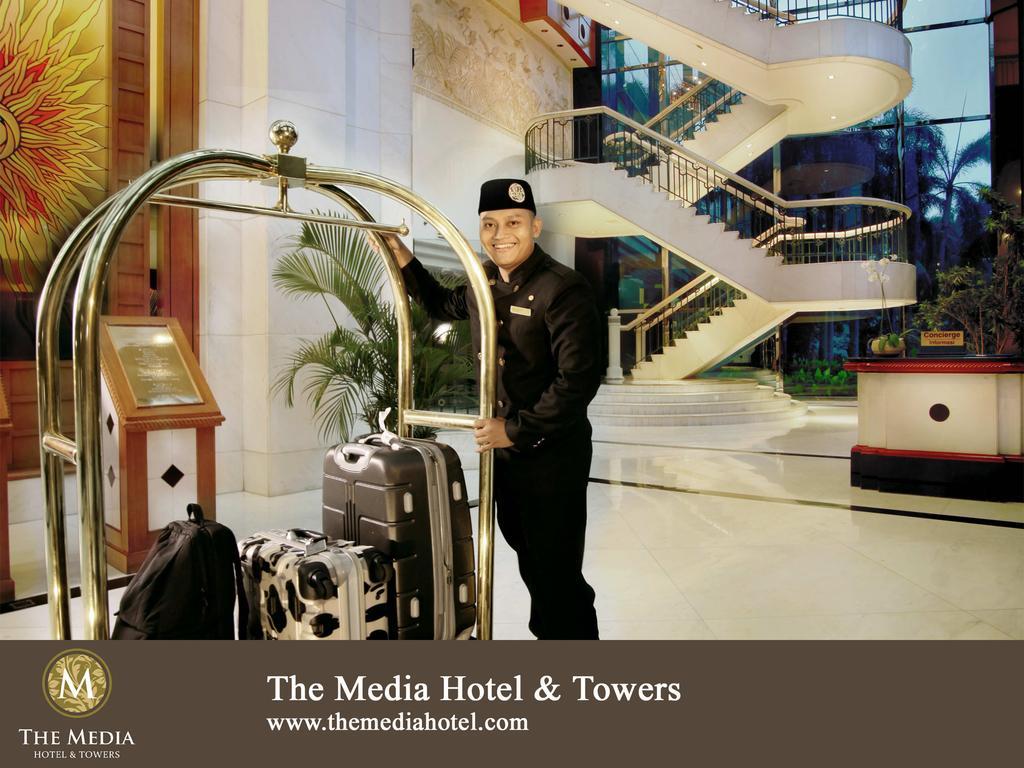 The Media Hotel & Towers Jakarta Exterior photo